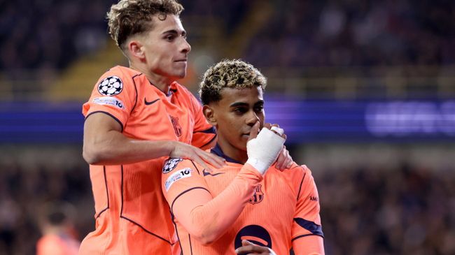 PAP/EPA / PAP/EPA/OLIVIER MATTHYS / Lamine Yamal uratował Barcelonie mecz