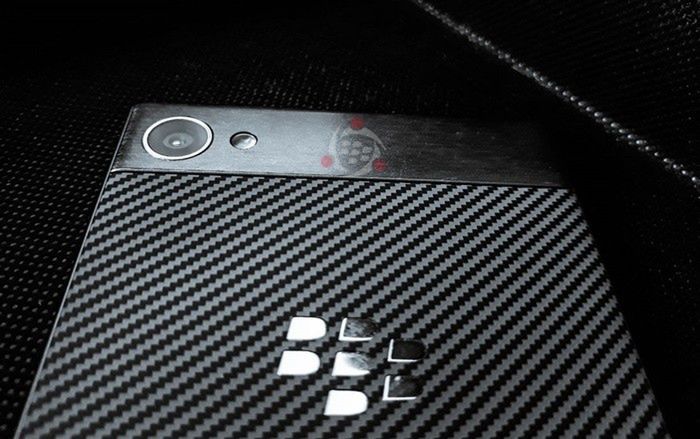 #wSkrócie: produkcja iPhone'a X opóźniona, problemy z Apple Watch Series 3 i LG V30 w częściach 4