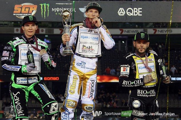 Na zdjęciu: Jason Doyle (na środku)
