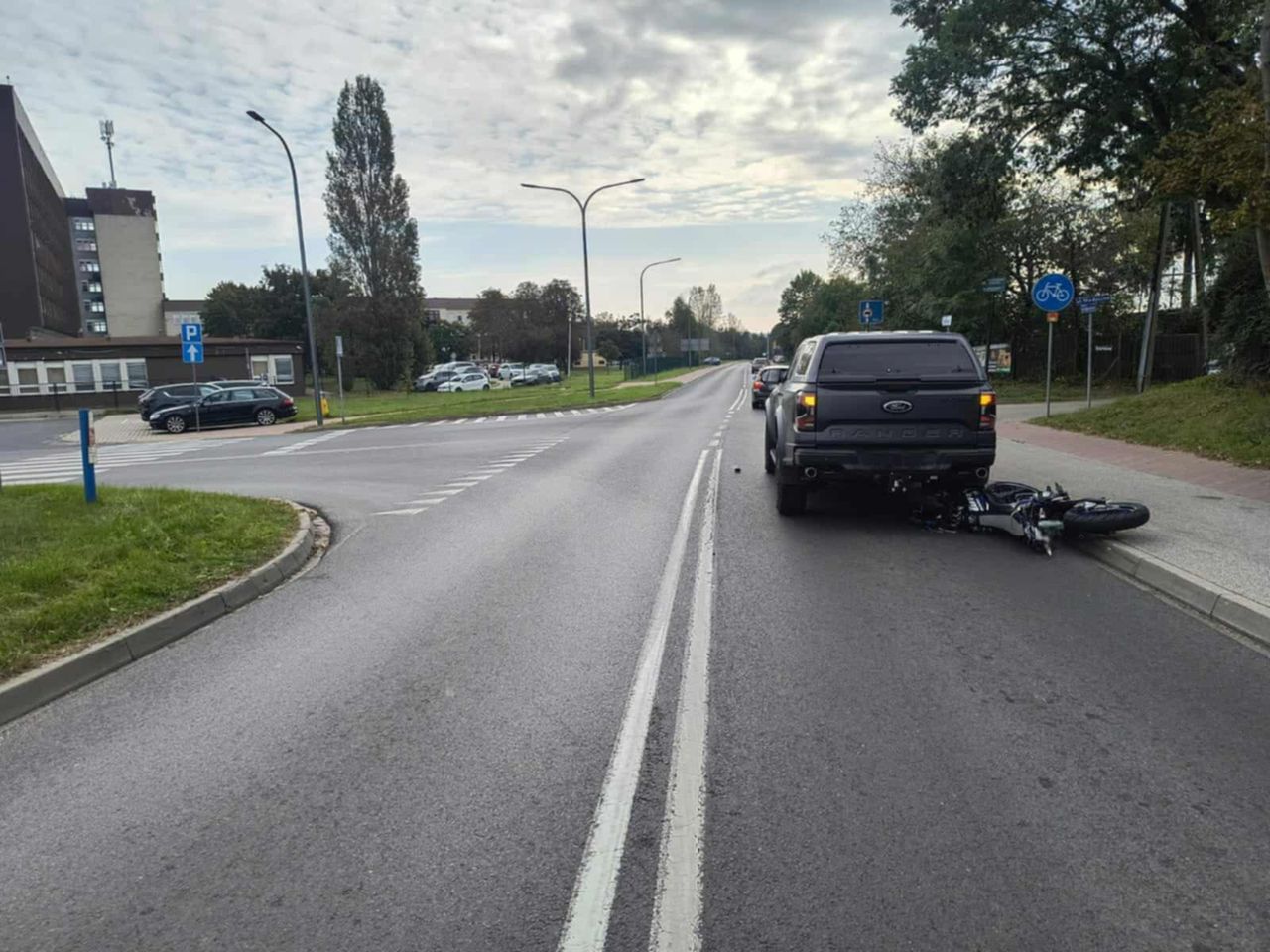 17-letni motocyklista uderzył w samochód!