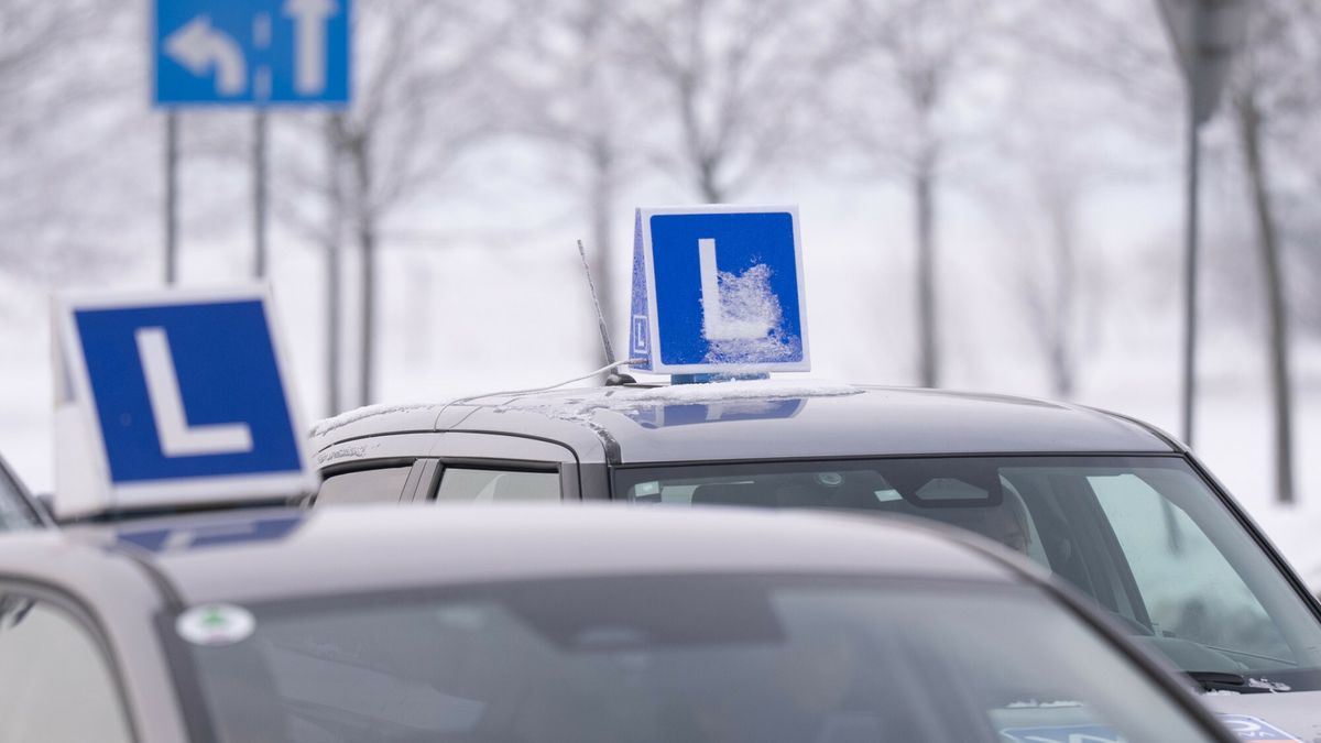 Reporter archiwum 2026 01
08.01.2025 Warszawa Samochody nauki jazdy fot Marysia Zawada/REPORTER