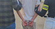 "Kurier po lek dla chorej córki" – seniorce ukradziono torbę z pieniędzmi i biżuterią. Dwóch oszustów aresztowanych