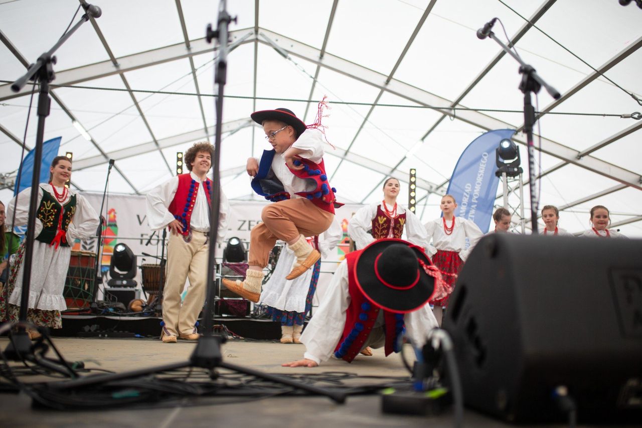 Święto Szparagów i Festiwal Folkloru w Swołowie. Kulinarna uczta i powrót do pomorskich tradycji
