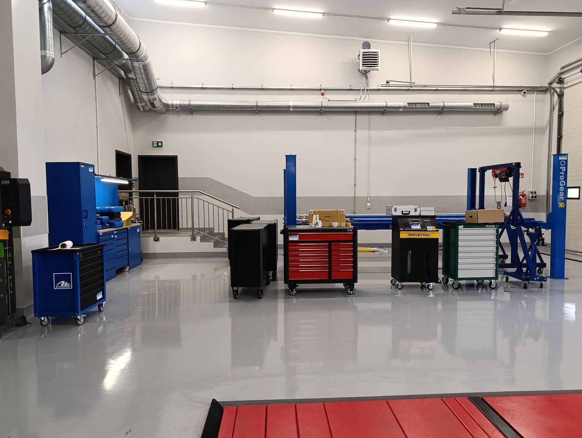 Sprzęt będzie służył kształceniu w zawodach: technik mechanik, technik mechatronik oraz mechanik pojazdów samochodowych