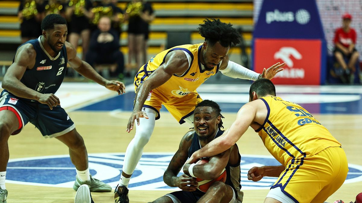 PAP / Adam Warżawa / Landrius Horton