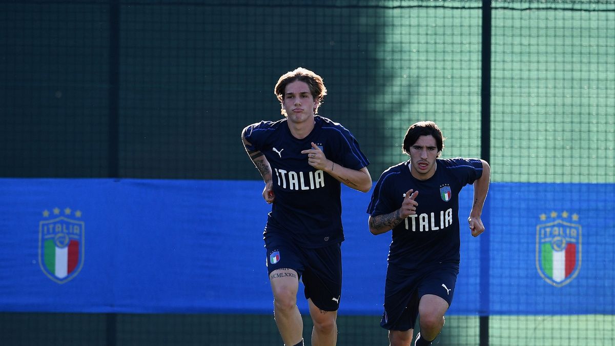 Zdjęcie okładkowe artykułu: Getty Images / Claudio Villa / Na zdjęciu od lewej: Nicolo Zaniolo i Sandro Tonali. 