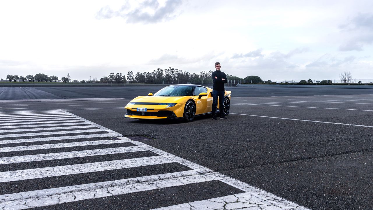 Pierwsza jazda: Ferrari 849 Testarossa – dosięgnąć nieba