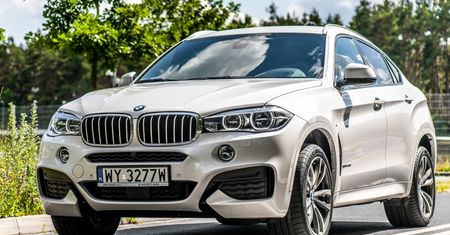 BMW X6 - budzi respekt