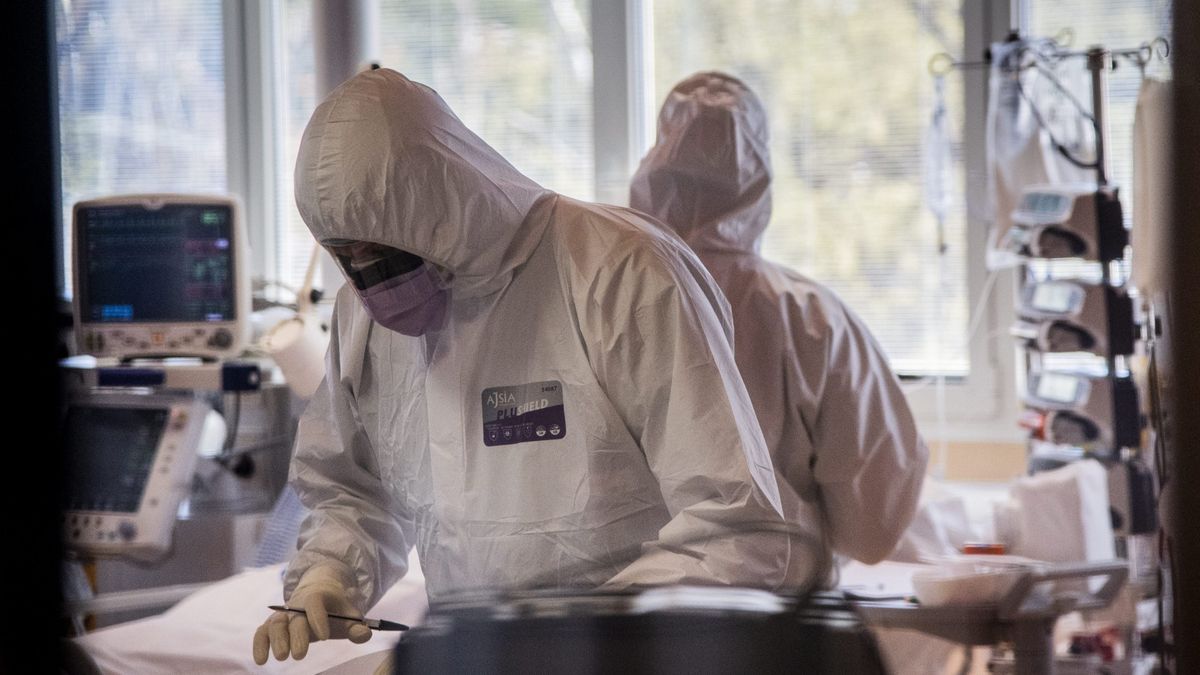 Lekarze mają dość. Wyjadą z Polski po pandemii 