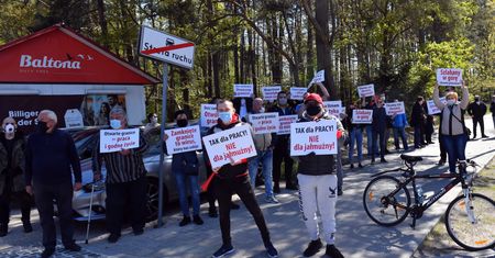 Przedsiębiorcy protestują na granicy. Chcą otwarcia przejść