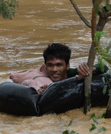 Śmiertelne żniwo tajfunu Koppu na Filipinach