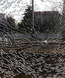 Tramwaj ostrzelany w Warszawie