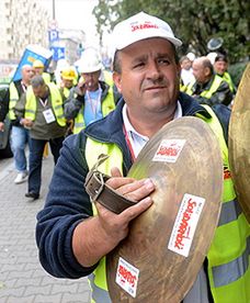 Protest związków zawodowych w Warszawie