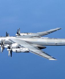 RAF pokazał zdjęcia rosyjskich bombowców Tu-95