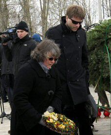 Rosjanie złożyli kwiaty w Smoleńsku