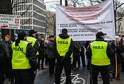 Protesty przed siedzibą Trybunału Konstytucyjnego