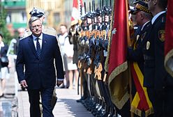 Prezydent Komorowski odznaczył powstańców warszawskich