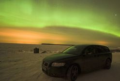 Niesamowite barwy zorzy polarnej