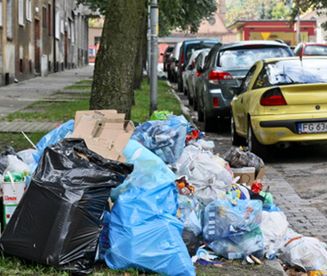 Gorzów Wielkopolski tonie w śmieciach