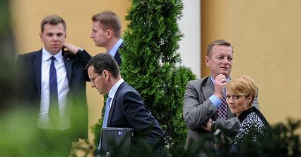 Wyjazdowe posiedzenie klubu PiS. Rozmowy o zmianach w rządzie