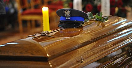 Pożegnanie policjanta i jego rodziny