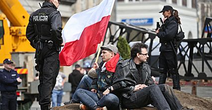 Protest przeciwko odbudowie "Tęczy"