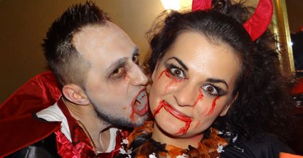 Halloween - dynie, lampiony i krew