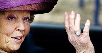 Królowa Holandii Beatrix ogłosiła abdykację