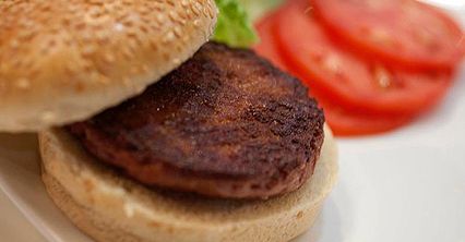 Pierwszy w historii burger z próbówki