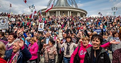 Konsekracja kościoła NMP Gwiazdy Nowej Ewangelizacji i św. Jana Pawła II