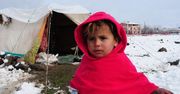 Syryjscy uchodźcy: uciekli przed wojną, zamarzają w obozach