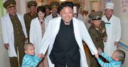Kim i dzieciaki, czyli przywódca Korei Płn. odwiedza szpital