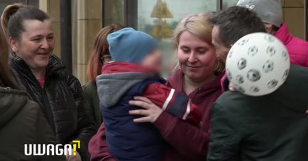 Najpierw spłonęło im mieszkanie, potem odebrano dzieci. “Pierwszy raz spotykam się z taką sytuacją”