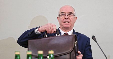 Komisja ds. VAT. Andrzej Seremet chwali się liczbami