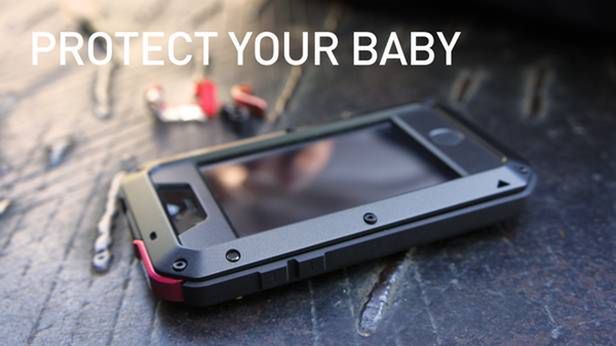 Rosomak dla iPhone’a. Z pancerną obudową TAKTIK telefon będzie niezniszczalny 1