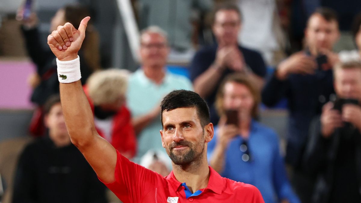 Zdjęcie okładkowe artykułu: PAP/EPA / Divyakant Solanki / Na zdjęciu: Novak Djoković