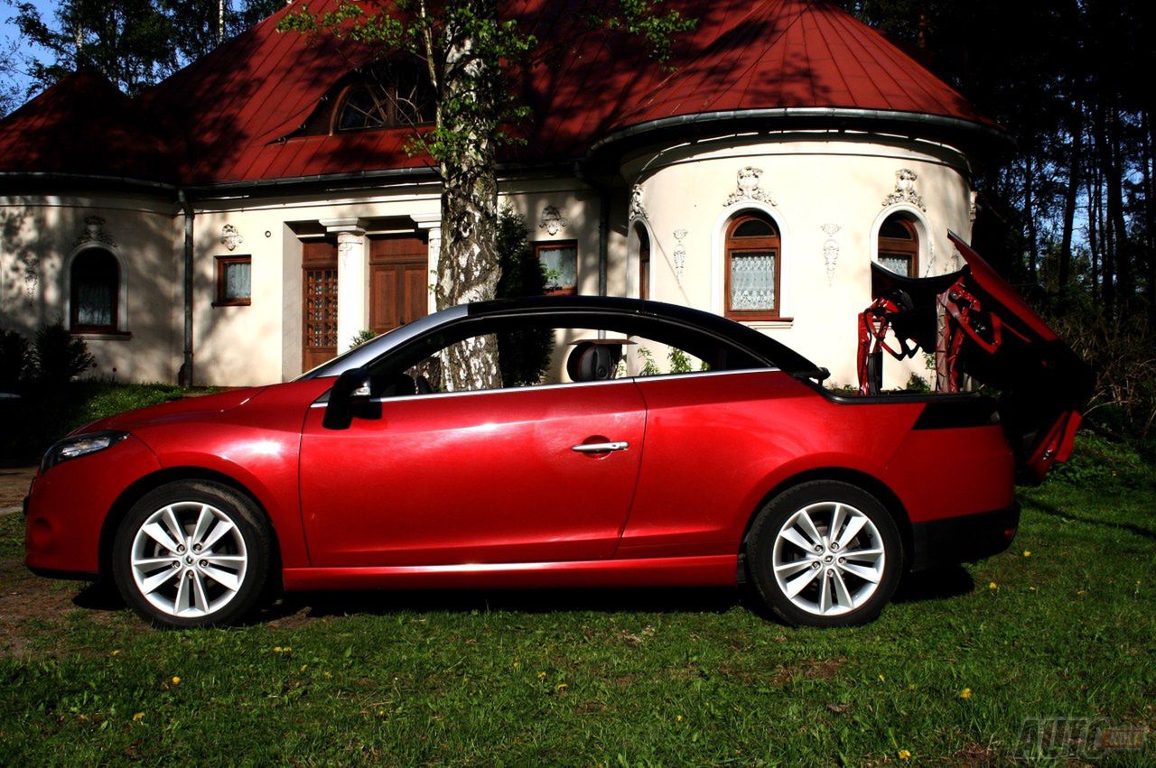 Renault Megane CC (2011)