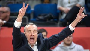 Przywrócił wiarę w sukces, ale przestrzega: "Nie jesteśmy czarodziejami"