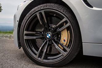 Nawet 800 zł w kieszeni. Każdy kierowca może zaoszczędzić