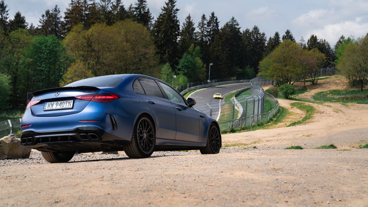 Test: Mercedes-AMG C63 S E-Performance na Nürburgringu - walka z demonami przeszłości