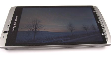 Sony Ericsson Xperia arc - multimedia [wideo]