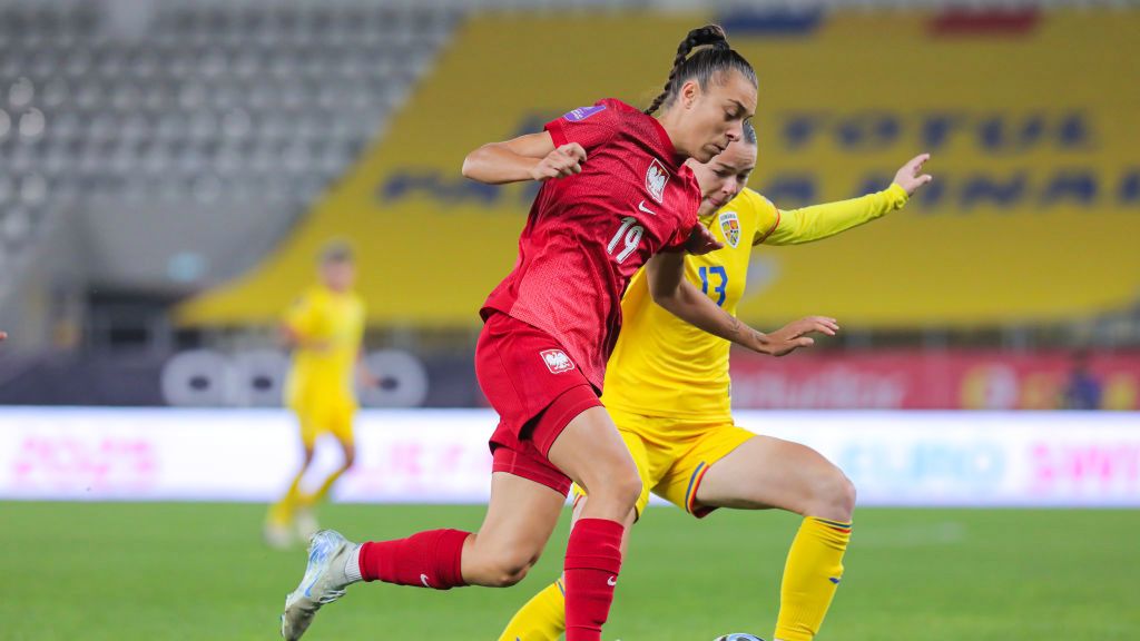 Getty Images / Vasile Mihai-Antonio / Na zdjęciu: Natalia Padilla-Bidas w walce o piłkę