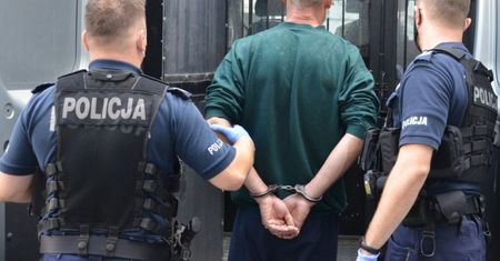 Celowo podpalił własne mieszkania. Cały budynek ewakuowany