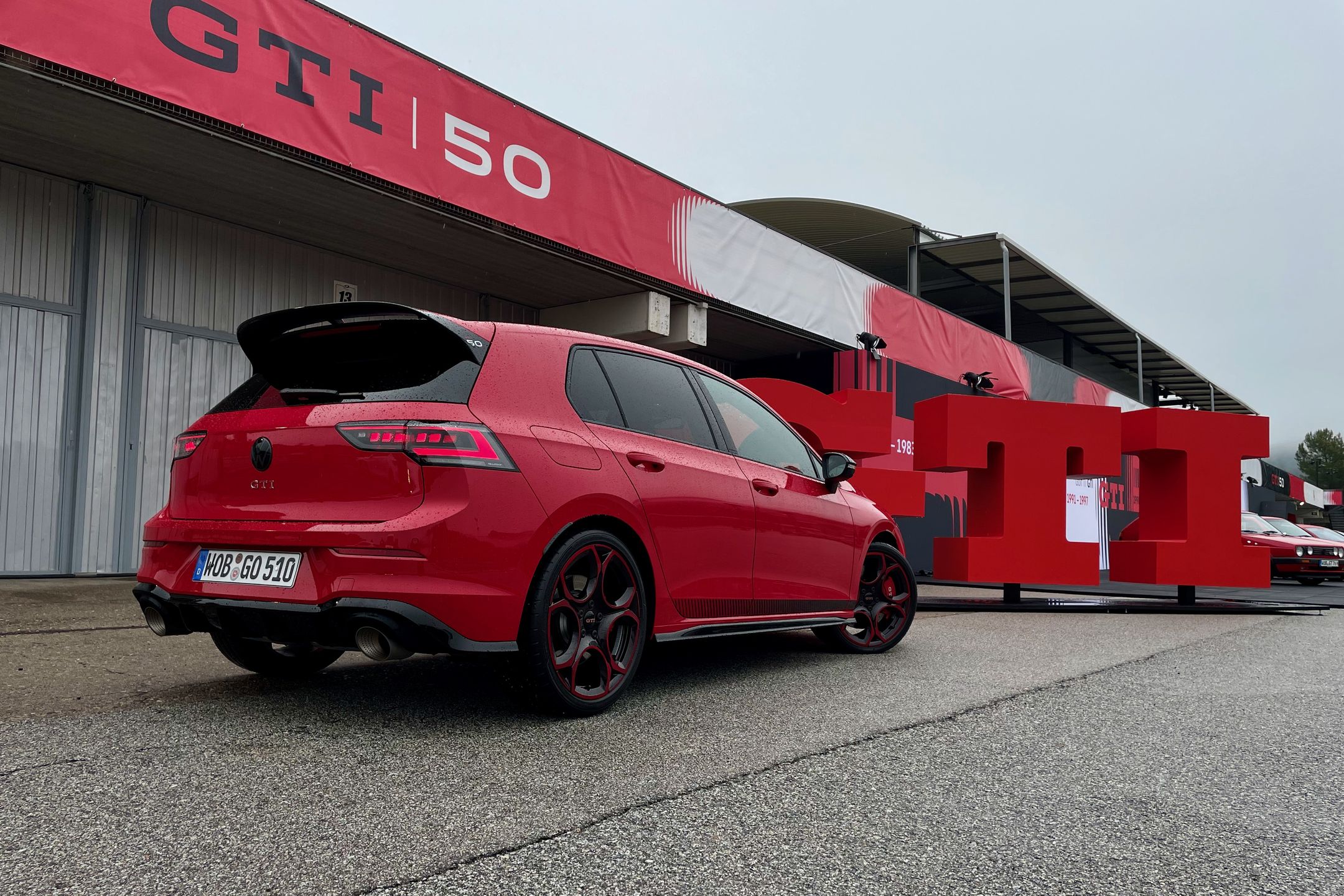 Volkswagen Golf GTI Edition 50