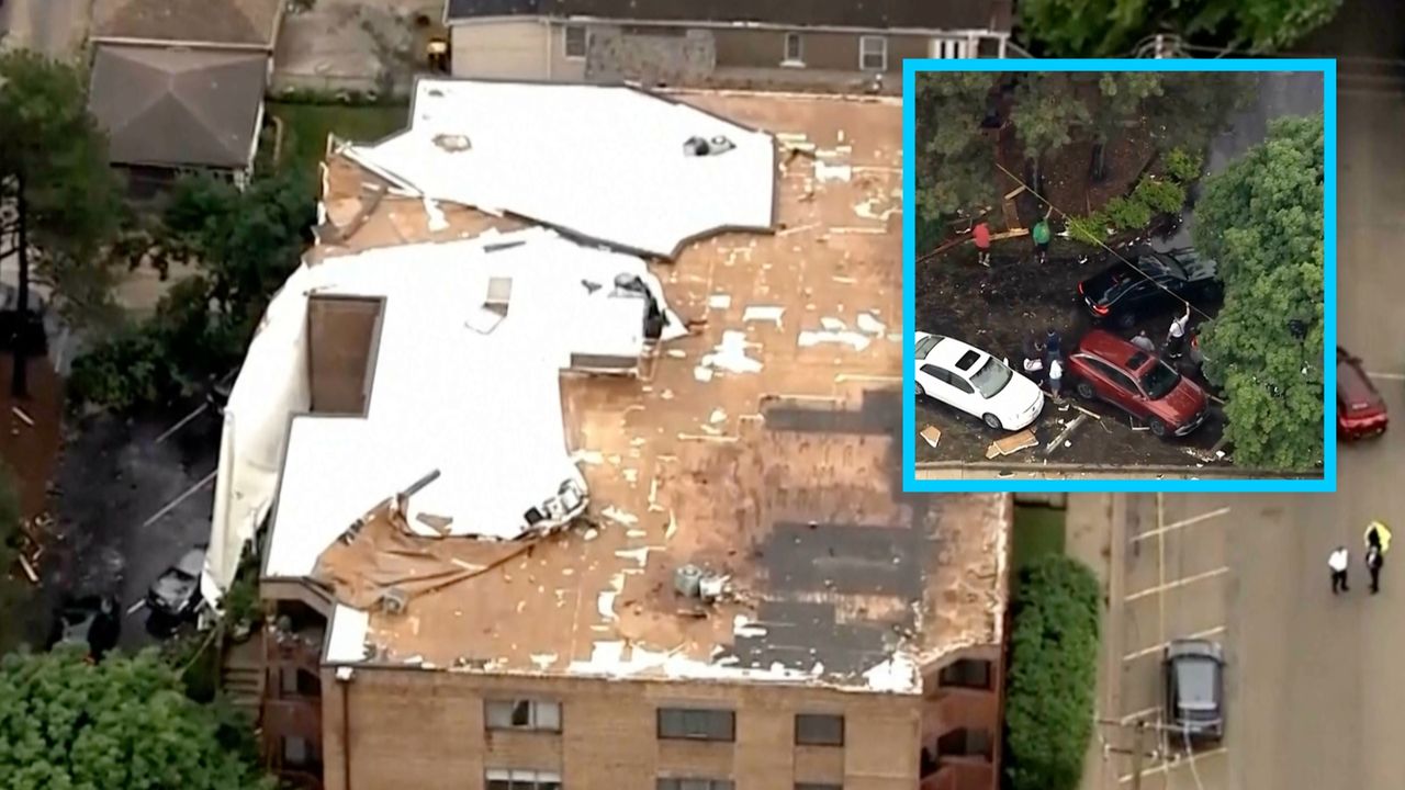 Niszczycielskie burze w Chicago. Wiatr zerwał dach z budynku