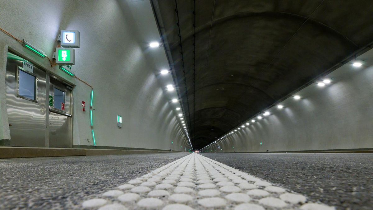 Tunel pod Luboniem Małym