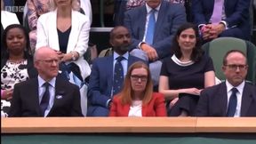 Tego twórcy szczepionki się nie spodziewali. Tak zostali przywitani na kortach Wimbledonu [WIDEO]