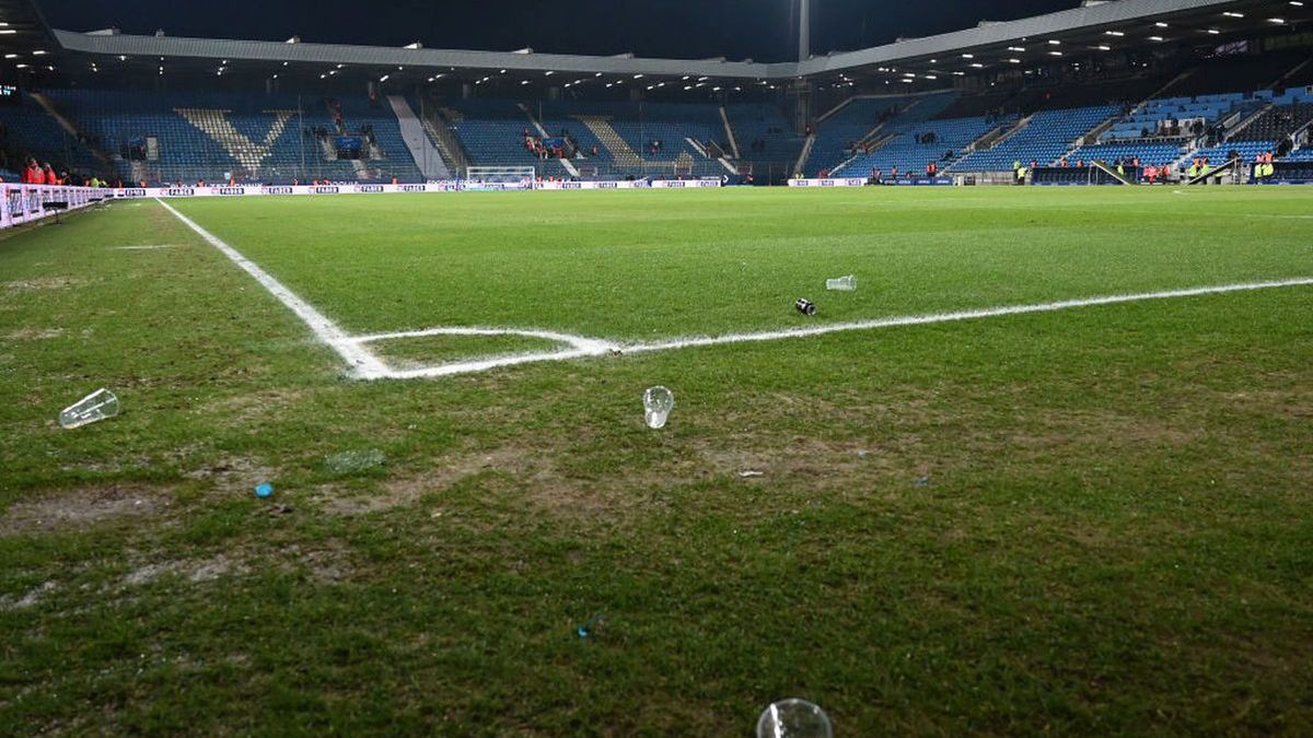 kubki po piwie na stadionie w Bochum