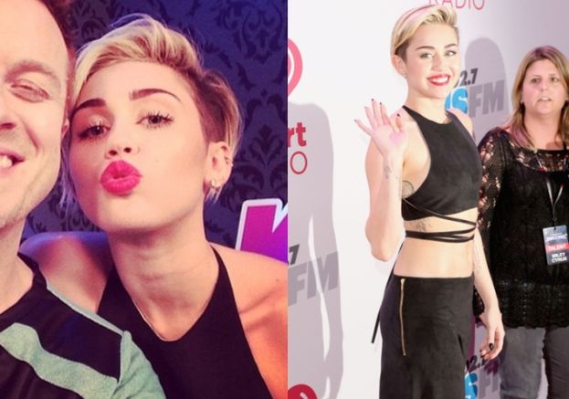 Miley pokazuje brzuch i rozdaje "buziaczki"