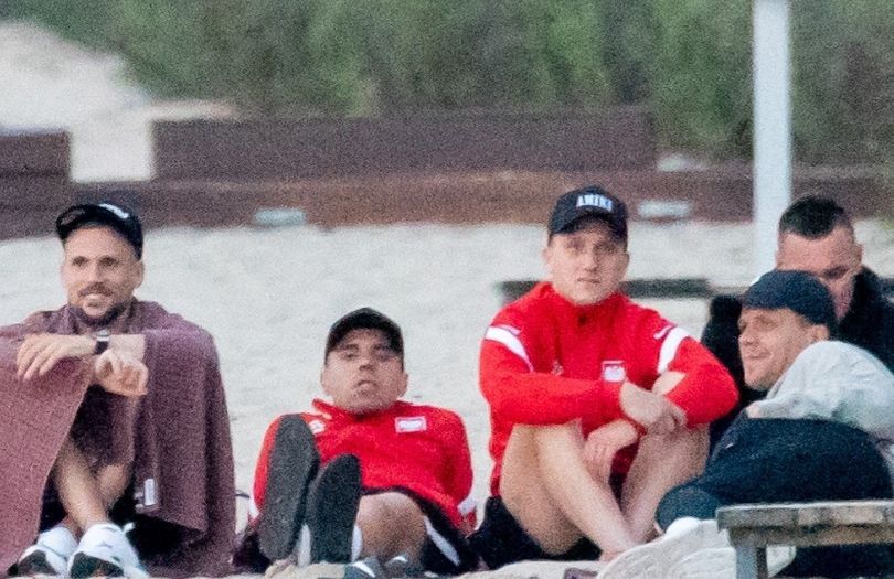 Reprezentacja Polski wraca do ojczyzny i relaksuje się na sopockiej plaży